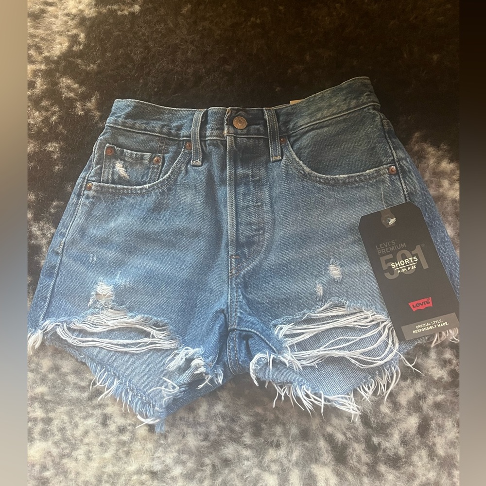 Levi’s Premium High Rise Size 24 NWT